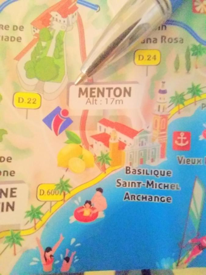 2 Pieces Idealement Placee Dans Le Centre Menton Exterior photo